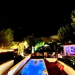Ajna Bed & Breakfast 4*