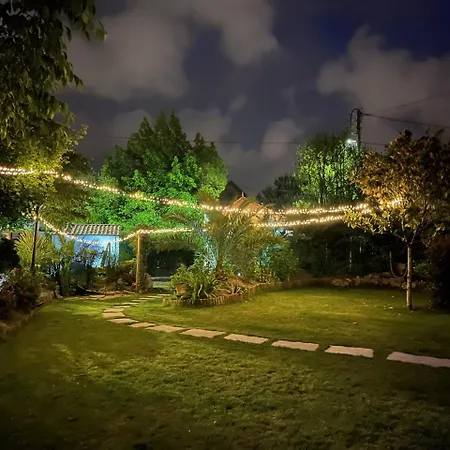 Ajna Bed and Breakfast 3*