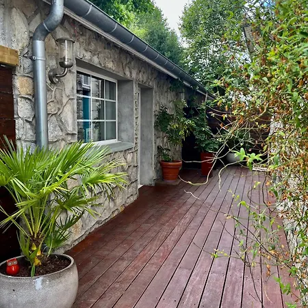 Ajna לינה וארוחת בוקר באיון