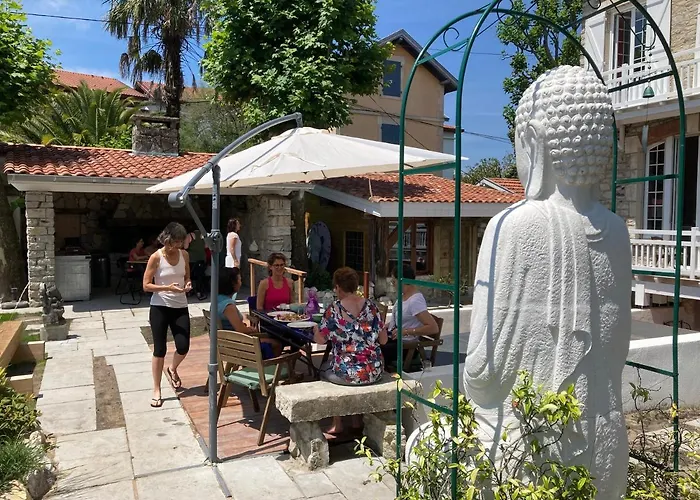 Ajna Bed and breakfast Bayona