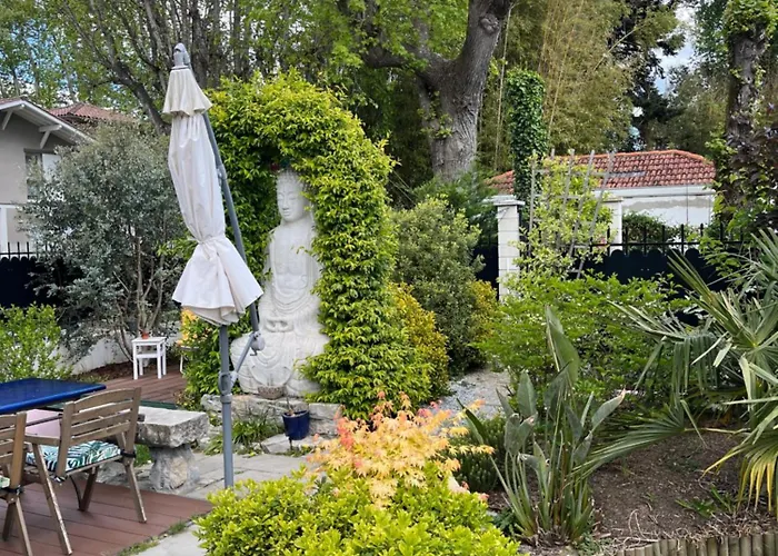 Bed and breakfast Ajna Bayona