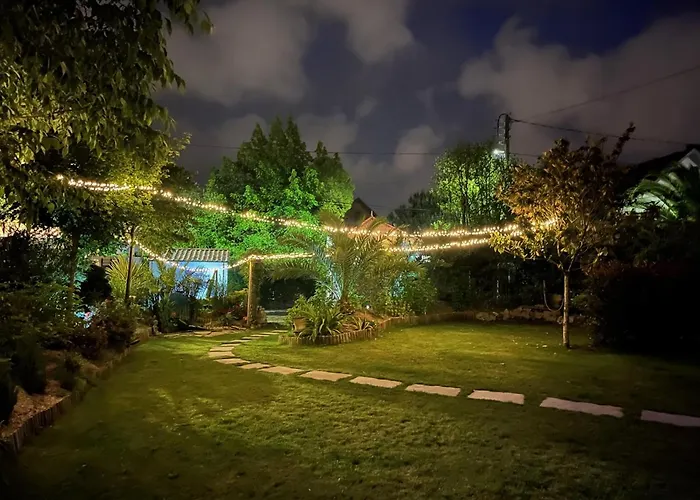 Ajna Bed & Breakfast 3*