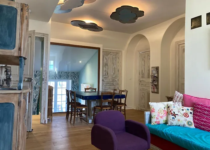 Ajna Bed and breakfast 3*